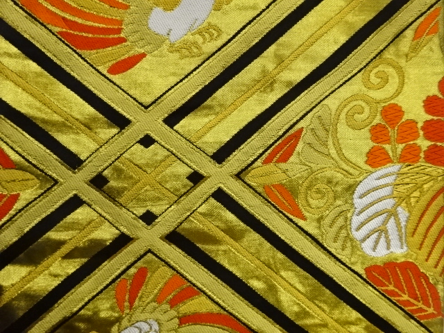  襷に鳳凰・桐模様織出し丸帯